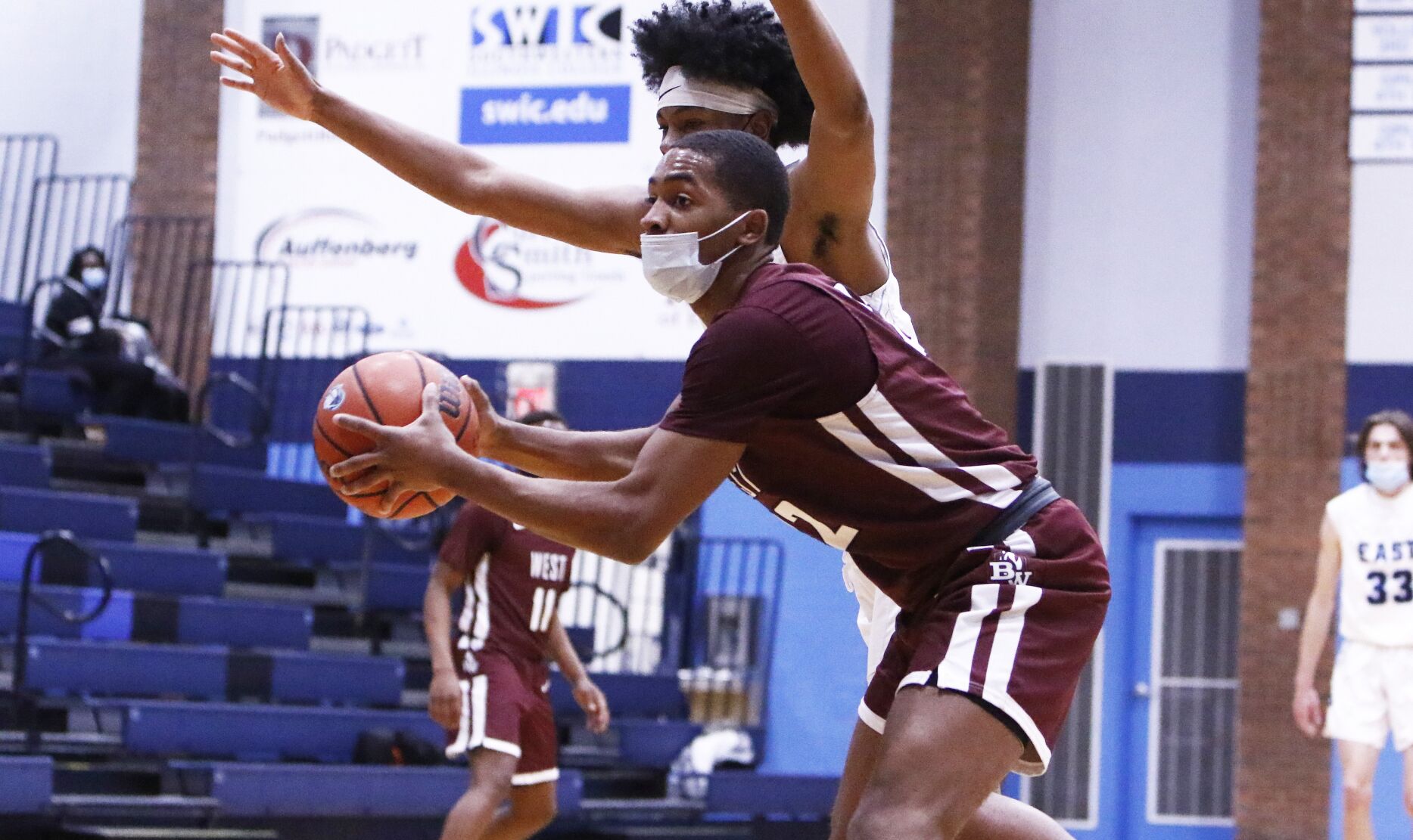 Belleville East vs. Belleville West boys basketball